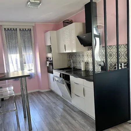 Jolie Maison De Montlucon