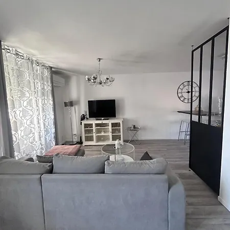 Apartment Jolie Maison De
